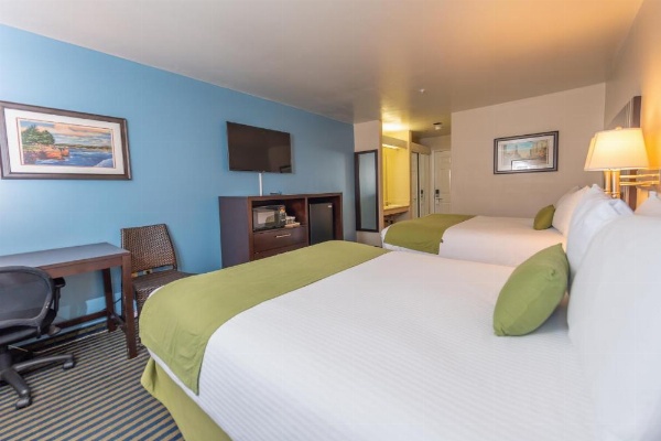 Ocean Pacific Lodge image 16