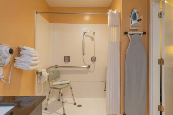 Ocean Pacific Lodge image 36