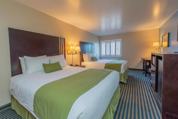 Ocean Pacific Lodge image 42